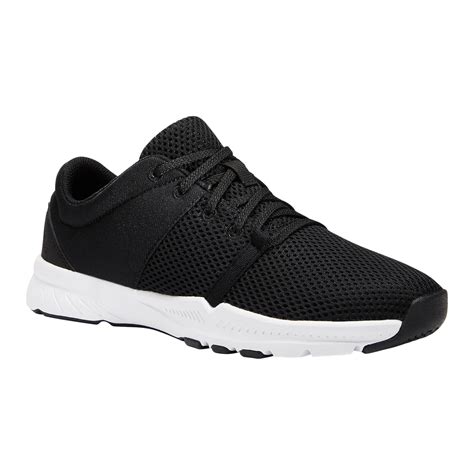 gym shoes decathlon.